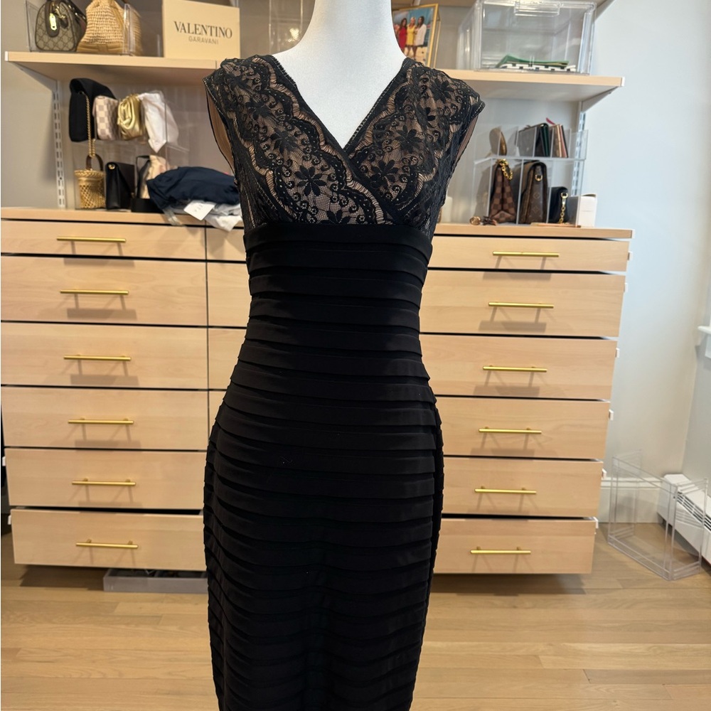 Adrianna Papell Black Lace V-Neck Midi Dress